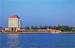 Отель The Gateway Hotel Marine Drive Ernakulam (Ex. Taj Residency)